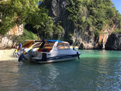 Hong Islands by speed boat