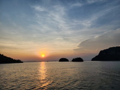 7 Islands + Sunset tour with BBQ dinner by speedboat