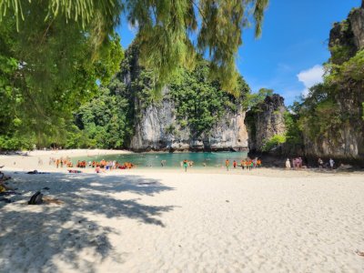 Hong Islands by speed boat