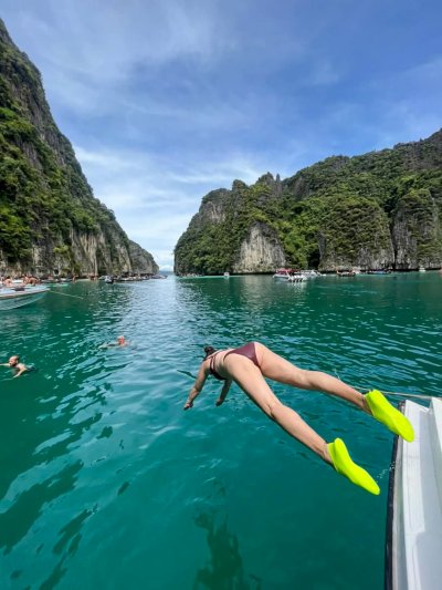 Phi Phi Island & Maya Bay & Khai Islands  Tour by Speed Boat