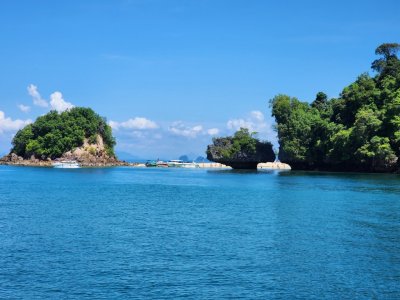 Hong Islands by speed boat