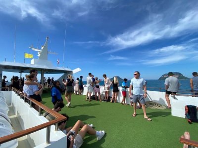 Ferry Boat Transfers: Route from Tonsai Pier, Phi Phi Island, Krabi