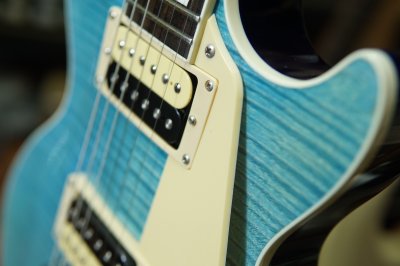 Aiersi Guitars Phontom 22 Blue