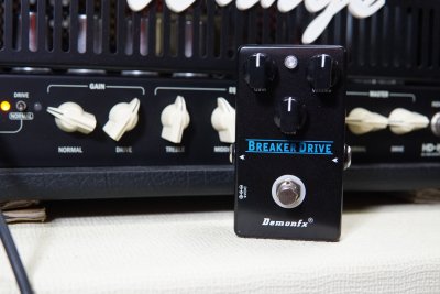 Breaker Drive by Demonfx เป็นเสียง Overdrive แบบ Transparent ที่ยังคงเก็บเนื้อเสียงกีต้าร์ไม่หาย