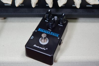 Breaker Drive by Demonfx เป็นเสียง Overdrive แบบ Transparent ที่ยังคงเก็บเนื้อเสียงกีต้าร์ไม่หาย