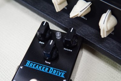 Breaker Drive by Demonfx เป็นเสียง Overdrive แบบ Transparent ที่ยังคงเก็บเนื้อเสียงกีต้าร์ไม่หาย