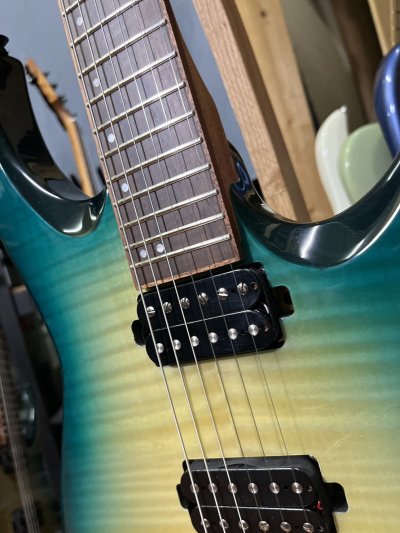 Drogo 6 Emerald Burst