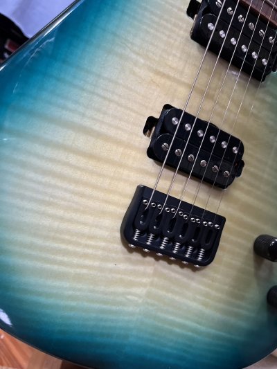 Drogo 6 Emerald Burst