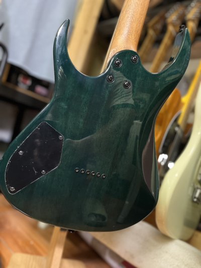 Drogo 6 Emerald Burst