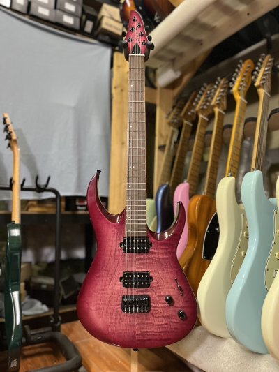 Drogo 6 Ruby Burst