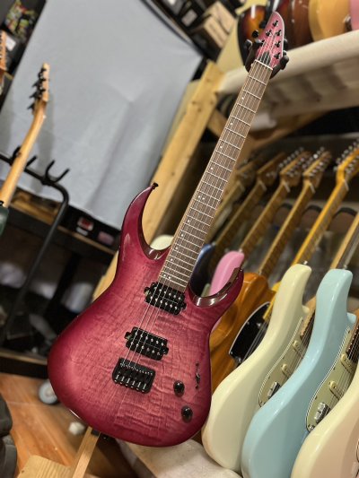 Drogo 6 Ruby Burst