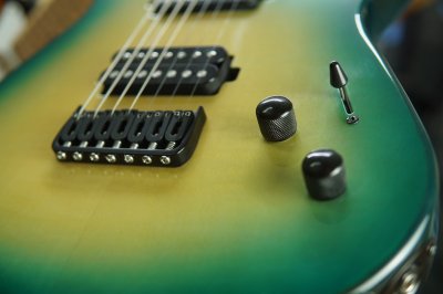 Drogo 7 Emerald last in stock