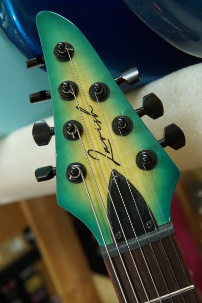 Drogo 7 Emerald Burst : B-Stock [repair neck]