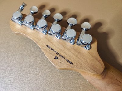 Enxi Guitar Tobacco no.071