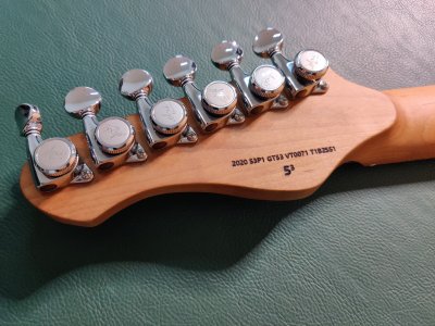 Enxi Guitar Tobacco no.071