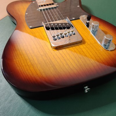 Enxi Guitar Tobacco no.072