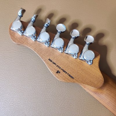 Enxi Guitar Tobacco no.079