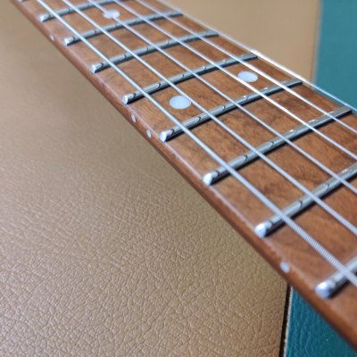 Enxi Guitar Tobacco no. 025