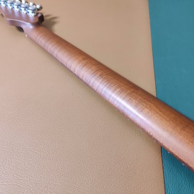 Enxi Guitar Tobacco no.019