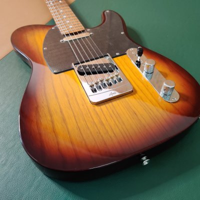 Enxi Guitar Tobacco no.054