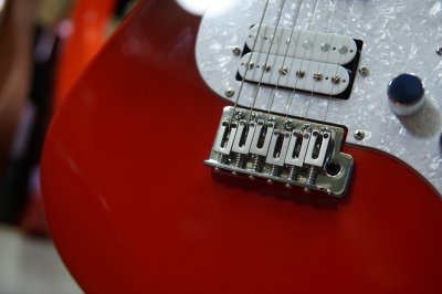 Gusteau Guitar GST01 Red to Black