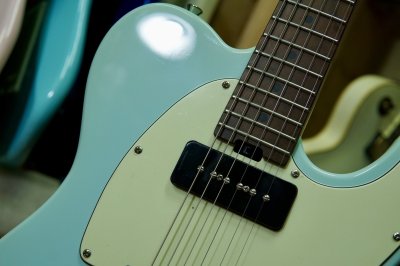 Paramount Tele Blue P90