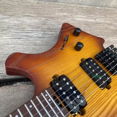 Rhea Roasted Ash Sunburst HH