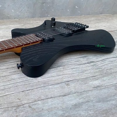 Rhea Roasted Ash Black HH