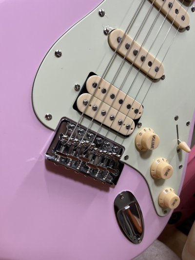 Smiger Guitar Pink