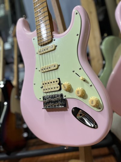 Smiger Guitar Pink