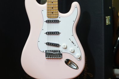 Smiger Guitar Pink with S-Tron