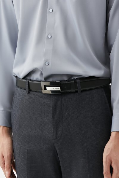 เข็มขัดผู้ชาย Brick Plaque Buckle Leather Belt