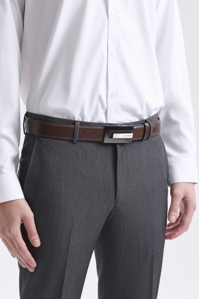 เข็มขัดผู้ชาย Brick Plaque Buckle Leather Belt - Brown