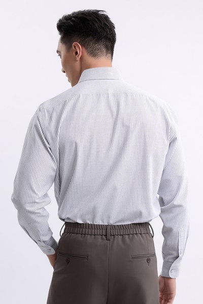 เสื้อเชิ้ตแขนยาว EASY CARE Striped Shirt – Light Grey