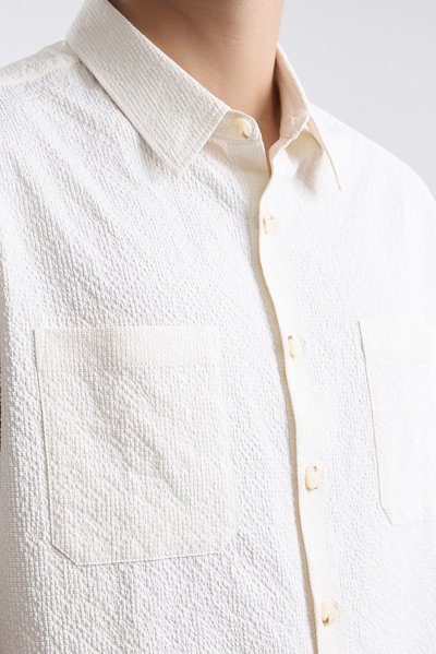 เสื้อเชิ้ตแขนสั้น Textured Seersucker Shirt