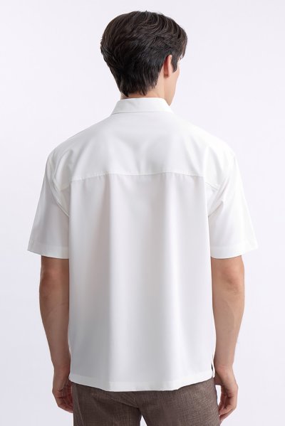 เสื้อเชิ้ตแขนสั้น Textured Lightweight Shirt