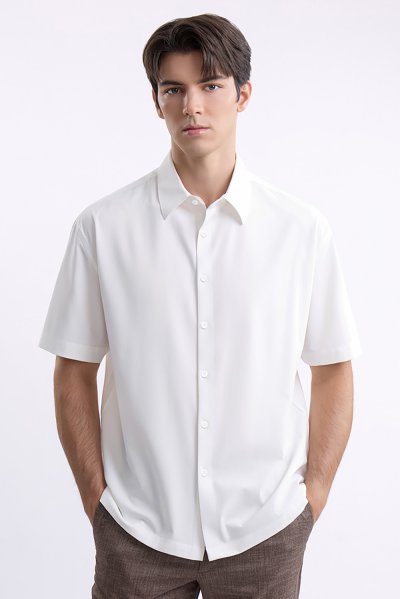 เสื้อเชิ้ตแขนสั้น Textured Lightweight Shirt