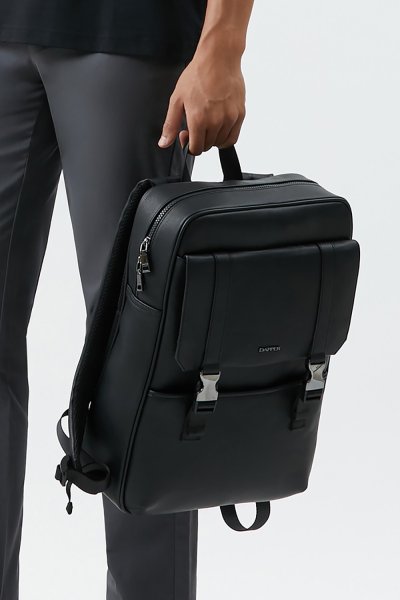 กระเป๋าสะพายหลัง Tech Utility Backpack