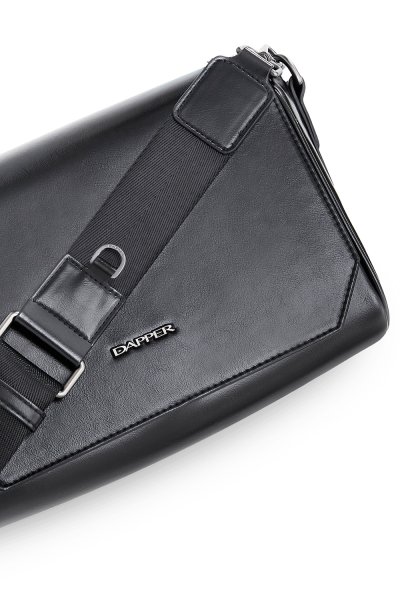 Essential Flap Crossbody Bag - Glossy Black
