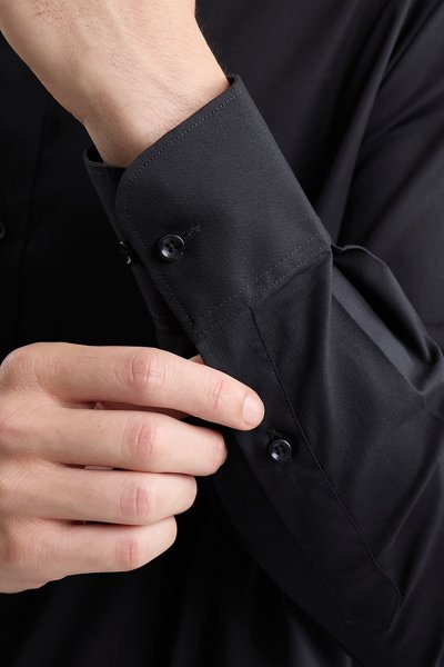 เสื้อเชิ้ตแขนยาว Oxford Regular-Fit Shirt