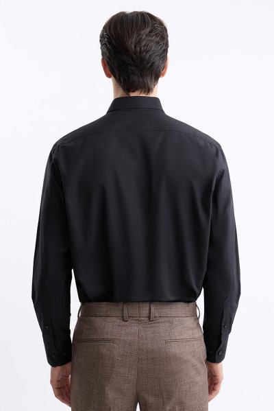 เสื้อเชิ้ตแขนยาว Oxford Regular-Fit Shirt