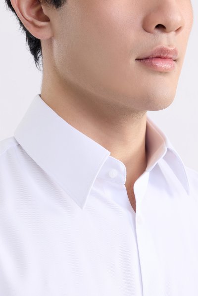 เสื้อเชิ้ตแขนยาว EASY CARE Textured Regular Fit Shirt - White