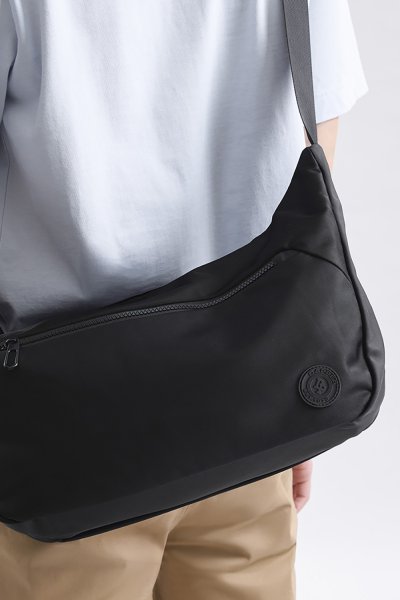 กระเป๋าสะพายข้าง Daily Nylon Crossbody Bag