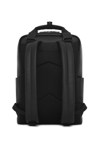 กระเป๋าสะพายหลัง Saffiano Multi-Pocket Backpack