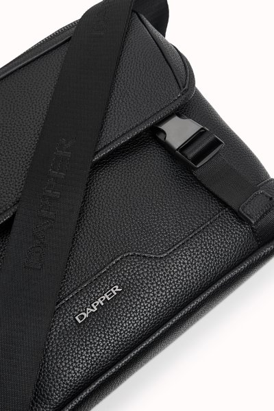 กระเป๋าเอกสาร Double Buckle Messenger Bag