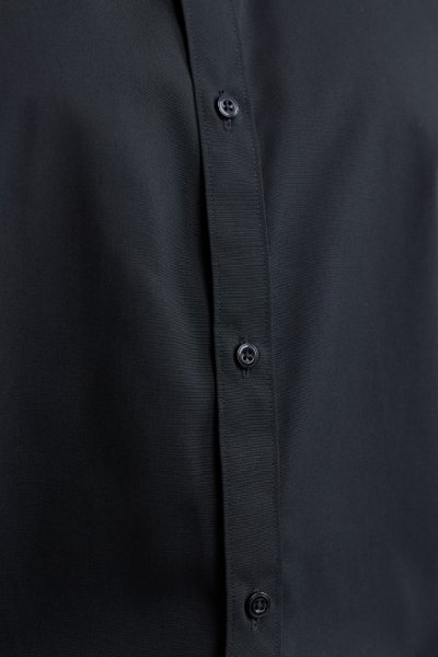 เสื้อเชิ้ตแขนยาว Cotton Blend Regular-Fit Shirt