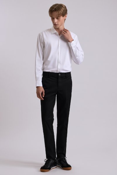 เสื้อเชิ้ตแขนยาว SMOOTH & STRETCH Twill Regular Fit Shirt - White