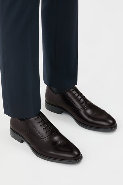 รองเท้าหนัง แบบผูกเชือก Cap Toe Oxford - Brown