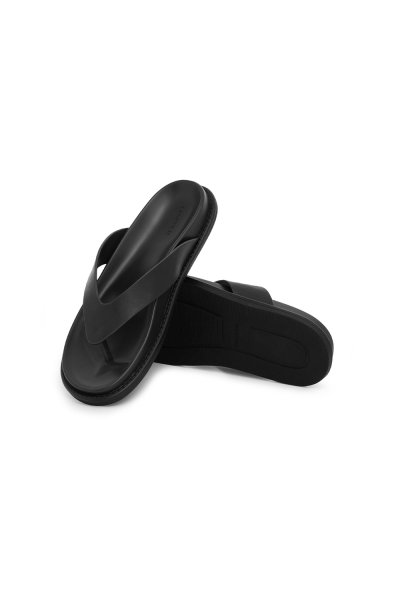 รองเท้าแตะ Essential Thong Sandals - Black