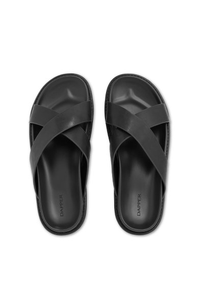 รองเท้าแตะ Essential Cross Strap Sandals - Black